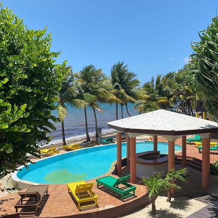 Tranquility Beach Suites Placencia Екстер'єр фото
