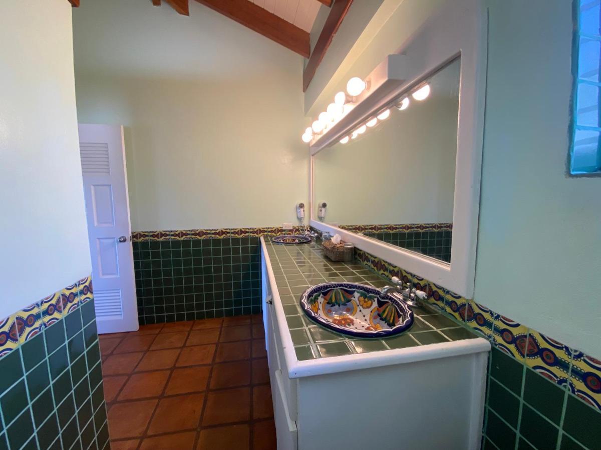 Tranquility Beach Suites Placencia Екстер'єр фото