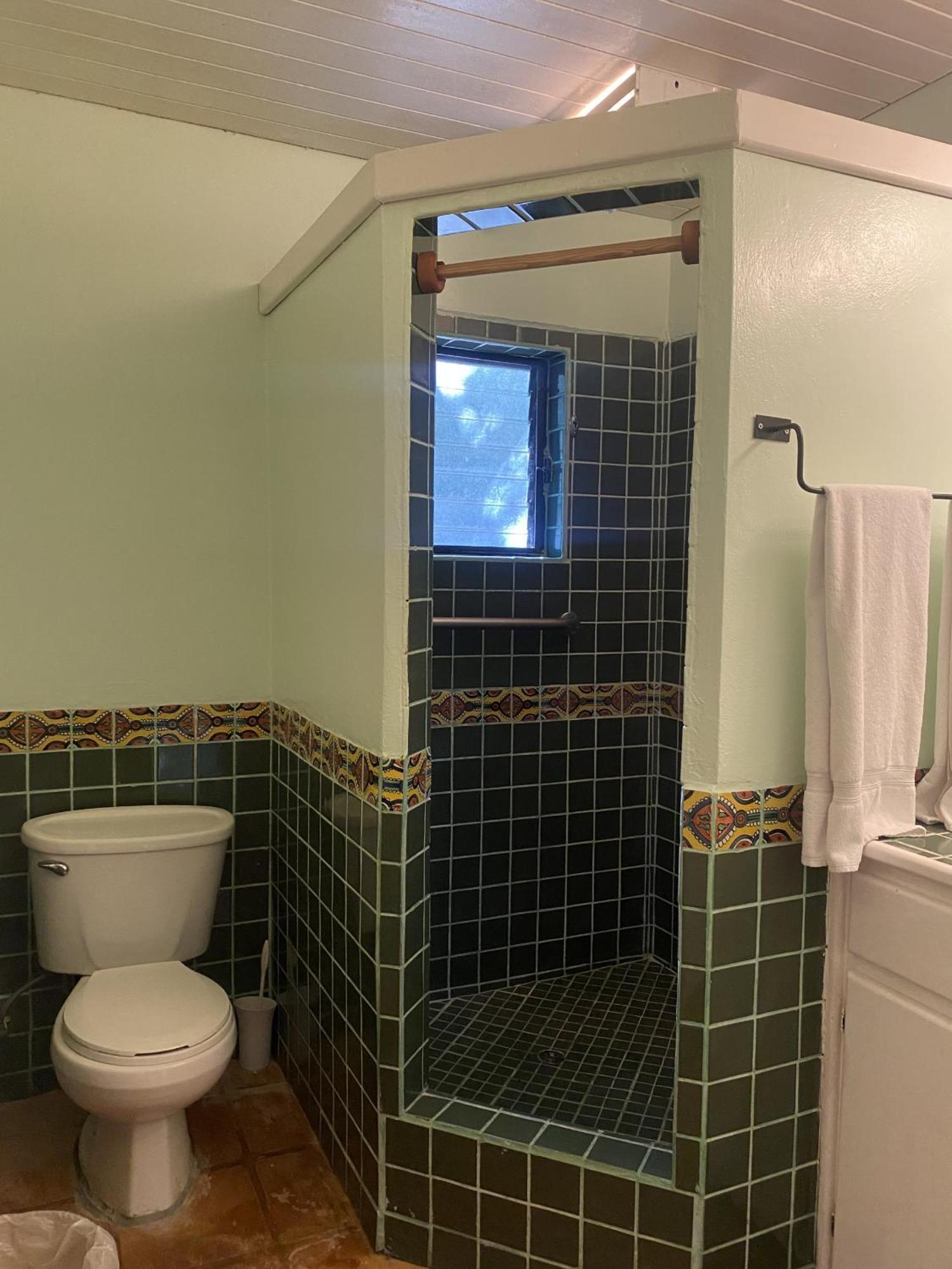 Tranquility Beach Suites Placencia Номер фото